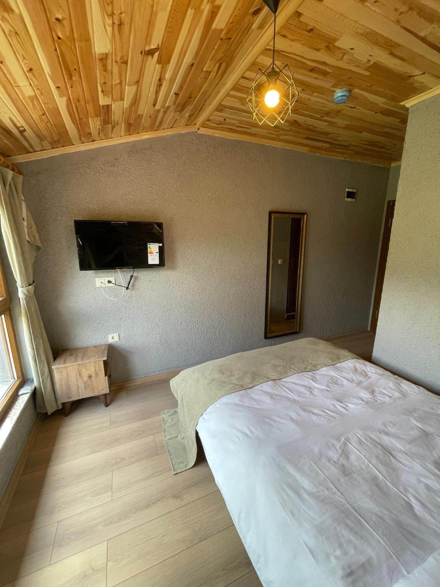 Bizim O'Ra Kueme Evleri & Bungalov Macka Extérieur photo